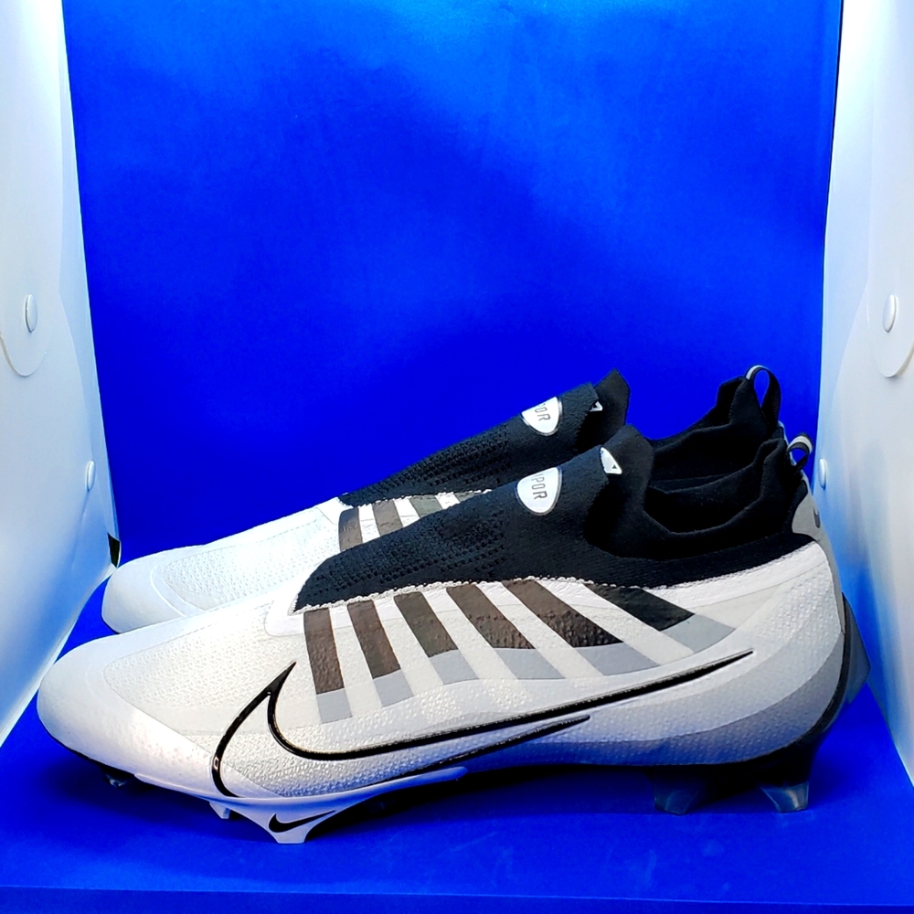 NEW Nike Vapor Edge Elite 360 Flyknit Football Cleats Size 16 White DQ3558-100